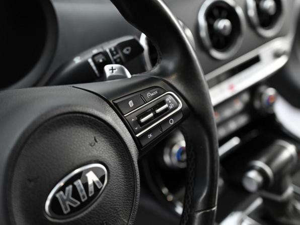 Kia Stinger I с пробегом 2019 года, цена 1 629 000 рублей, 73256 км, лифтбек, Автокод Объявления