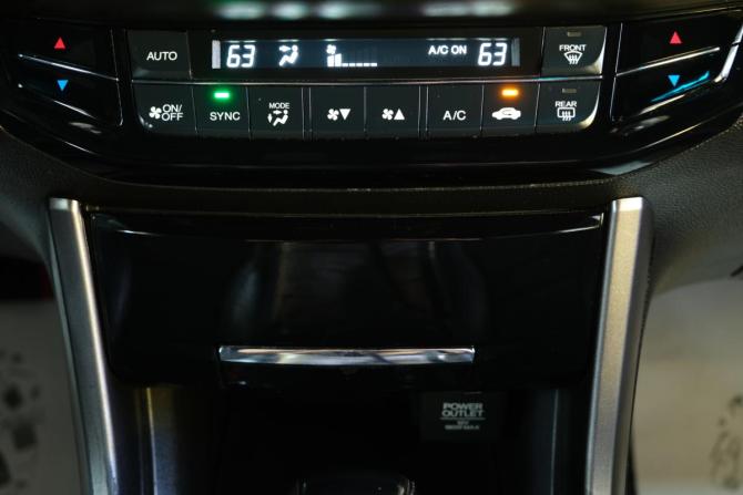 Honda Accord IX Рестайлинг с пробегом 2017 года, цена 1 919 000 рублей, 188000 км, седан, Автокод Объявления