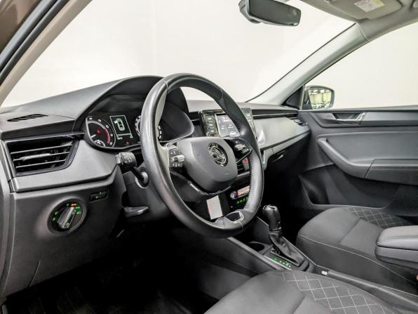 Skoda Rapid II с пробегом 2022 года, цена 1 770 000 рублей, 39718 км, лифтбек, Автокод Объявления