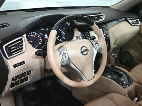Nissan X-Trail III с пробегом 2017 года, цена 1 750 000 рублей, 204438 км, внедорожник, Автокод Объявления