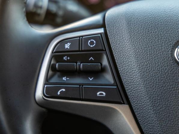 Hyundai Solaris II с пробегом 2019 года, цена 1 528 000 рублей, 65061 км, седан, Автокод Объявления
