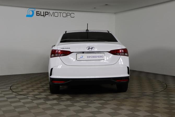 Hyundai Solaris II Рестайлинг с пробегом 2022 года, цена 1 699 990 рублей, 40469 км, седан, Автокод Объявления