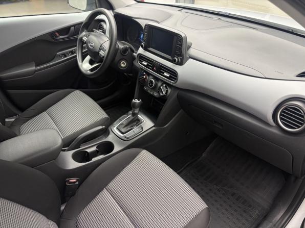 Hyundai Kona I с пробегом 2018 года, цена 1 579 000 рублей, 69056 км, внедорожник, Автокод Объявления