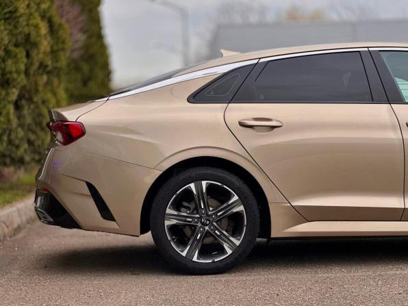 Kia K5 III с пробегом 2021 года, цена 2 225 000 рублей, 114892 км, седан, Автокод Объявления