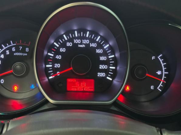 Kia Rio III с пробегом 2014 года, цена 740 000 рублей, 136136 км, хэтчбек, Автокод Объявления