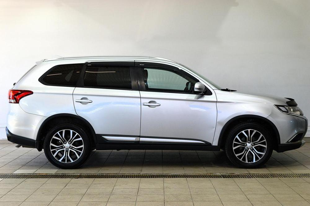 Mitsubishi Outlander III Рестайлинг 2 Сургут  - изображение 4