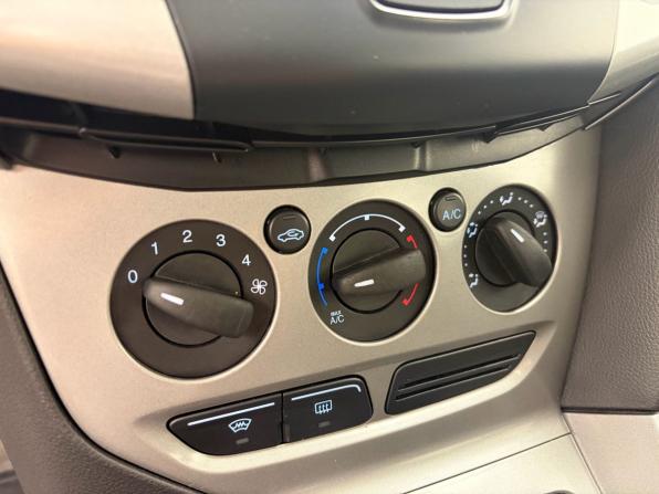 Ford Focus III с пробегом 2011 года, цена 715 900 рублей, 205000 км, хэтчбек, Автокод Объявления