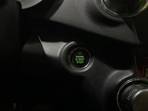 Toyota Highlander II (XU40) Рестайлинг с пробегом 2011 года, цена 1 679 000 рублей, 316867 км, внедорожник, Автокод Объявления