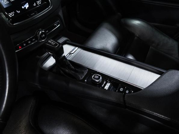 Volvo XC90 II Рестайлинг 1 с пробегом 2021 года, цена 4 499 700 рублей, 156321 км, внедорожник, Автокод Объявления