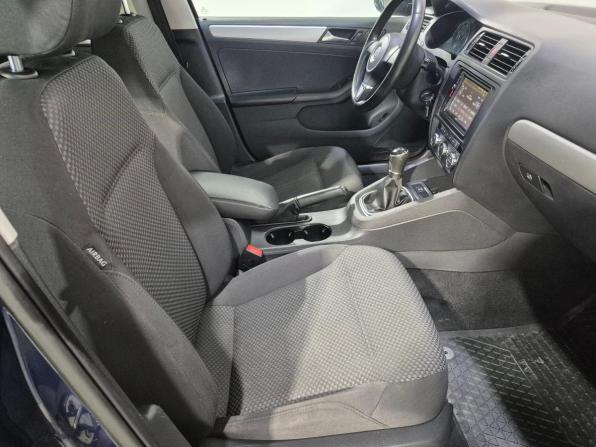 Volkswagen Jetta VI с пробегом 2012 года, цена 665 000 рублей, 320000 км, седан, Автокод Объявления