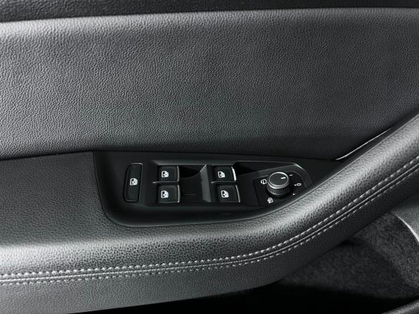 Volkswagen Passat B8 с пробегом 2017 года, цена 2 120 000 рублей, 134851 км, седан, Автокод Объявления