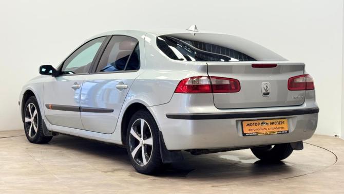 Renault Laguna II с пробегом 2002 года, цена 205 000 рублей, 318498 км, лифтбек, Автокод Объявления