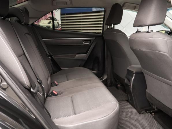 Toyota Corolla XI (E160 E170 E180) Рестайлинг 1 с пробегом 2018 года, цена 1 849 000 рублей, 135236 км, седан, Автокод Объявления