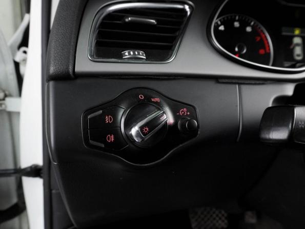 Audi A4 IV (B8) Рестайлинг с пробегом 2012 года, цена 1 254 000 рублей, 243744 км, седан, Автокод Объявления