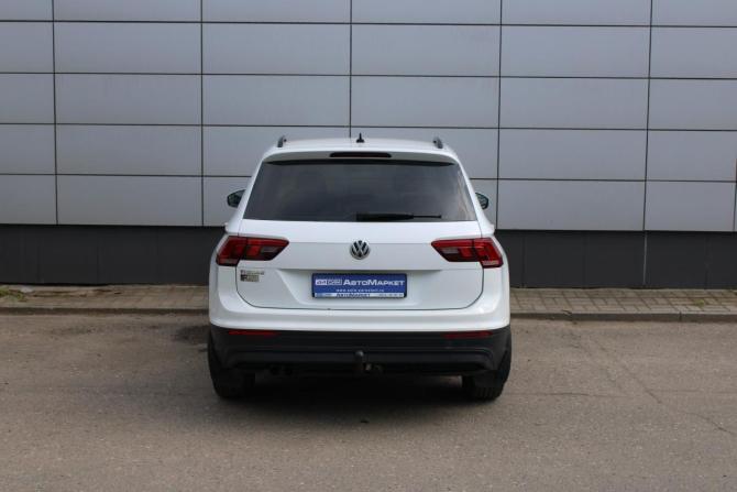 Volkswagen Tiguan II с пробегом 2018 года, цена 1 685 000 рублей, 202703 км, внедорожник, Автокод Объявления