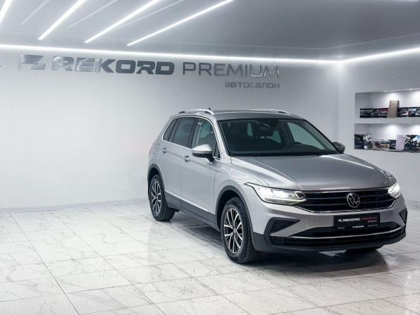 Volkswagen Tiguan II Рестайлинг с пробегом 2020 года, цена 2 449 000 рублей, 182000 км, внедорожник, Автокод Объявления