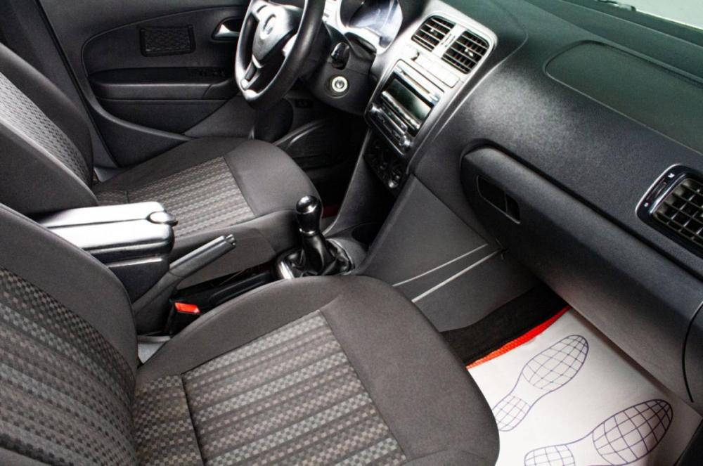 Volkswagen Polo V Сургут  - изображение 10