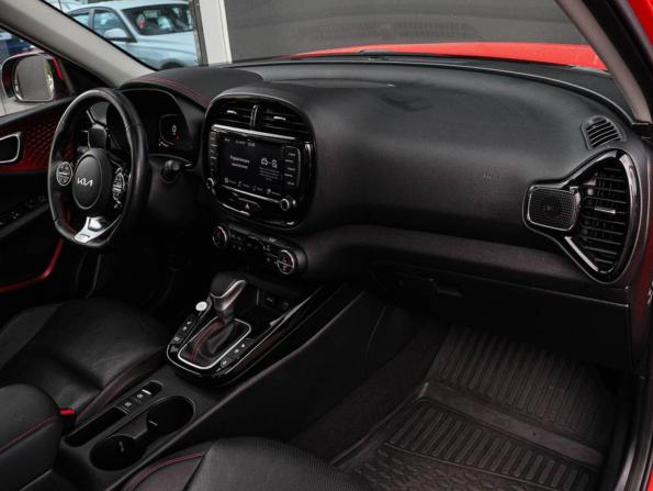 Kia Soul III Рестайлинг с пробегом 2023 года, цена 2 790 000 рублей, 19871 км, хэтчбек, Автокод Объявления