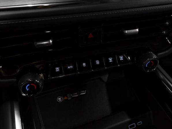 Chevrolet Tahoe V Рестайлинг с пробегом 2025 года, цена 13 400 000 рублей, 3291 км, внедорожник, Автокод Объявления