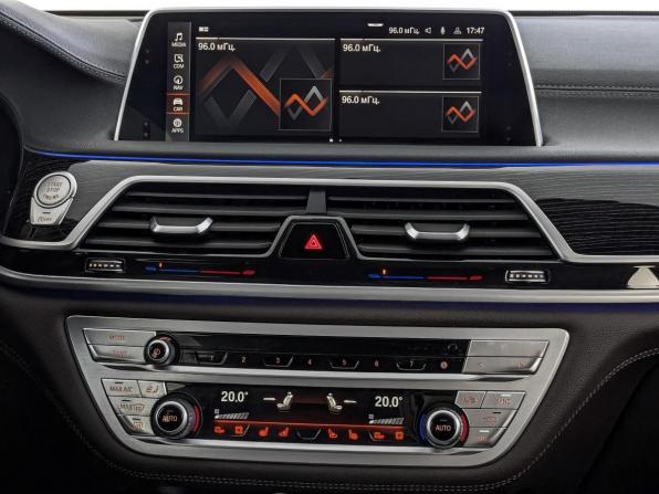 BMW 7 серии VI (G11/G12) Рестайлинг с пробегом 2019 года, цена 5 690 000 рублей, 112070 км, седан, Автокод Объявления