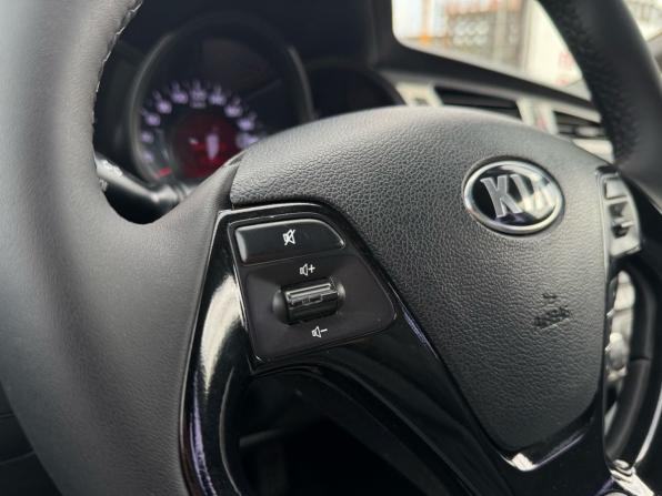 Kia Ceed II с пробегом 2012 года, цена 999 000 рублей, 161000 км, универсал, Автокод Объявления