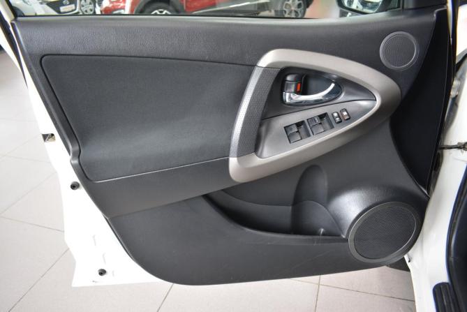 Toyota RAV4 III (XA30) Рестайлинг с пробегом 2011 года, цена 1 249 000 рублей, 243670 км, внедорожник, Автокод Объявления