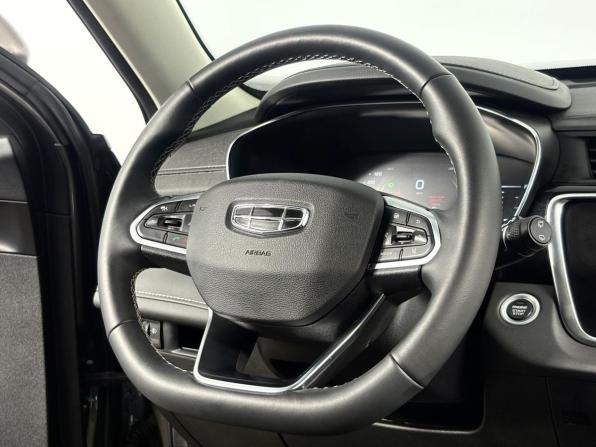 Geely Atlas Pro с пробегом 2024 года, цена 2 430 000 рублей, 18696 км, внедорожник, Автокод Объявления