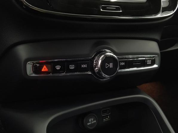 Volvo XC40 I с пробегом 2019 года, цена 3 249 000 рублей, 110096 км, внедорожник, Автокод Объявления