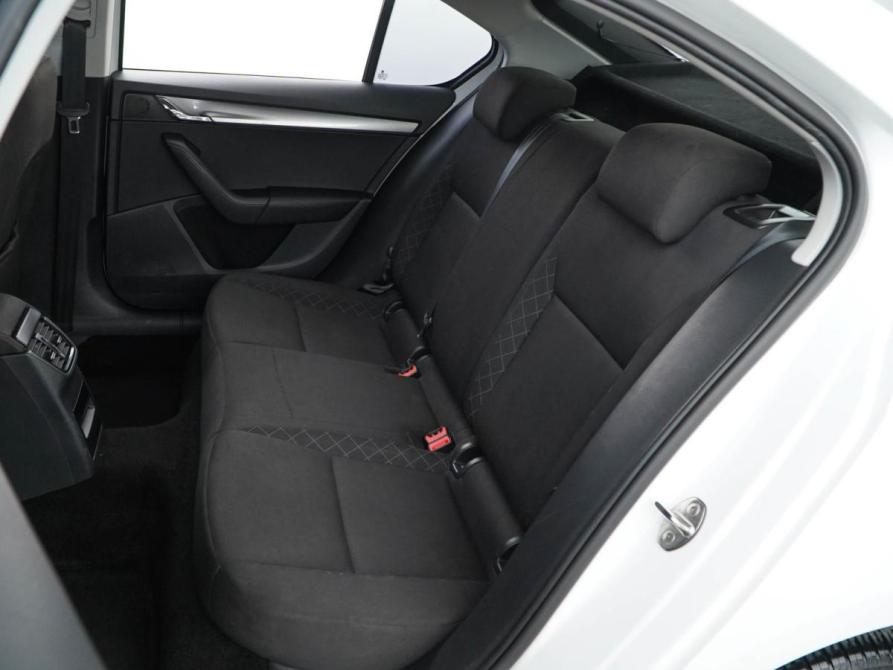 Skoda Octavia III (A7) Рестайлинг Москва  - изображение 9