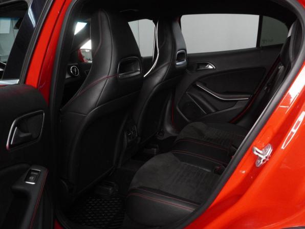 Mercedes-Benz GLA I (X156) с пробегом 2015 года, цена 2 130 000 рублей, 89645 км, внедорожник, Автокод Объявления