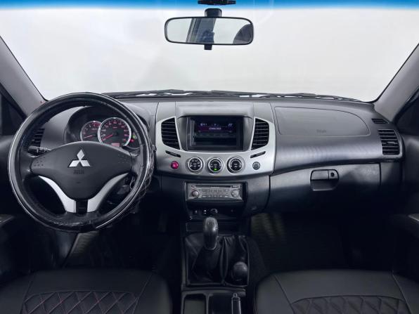 Mitsubishi L200 IV Рестайлинг с пробегом 2013 года, цена 1 670 000 рублей, 185610 км, пикап, Автокод Объявления