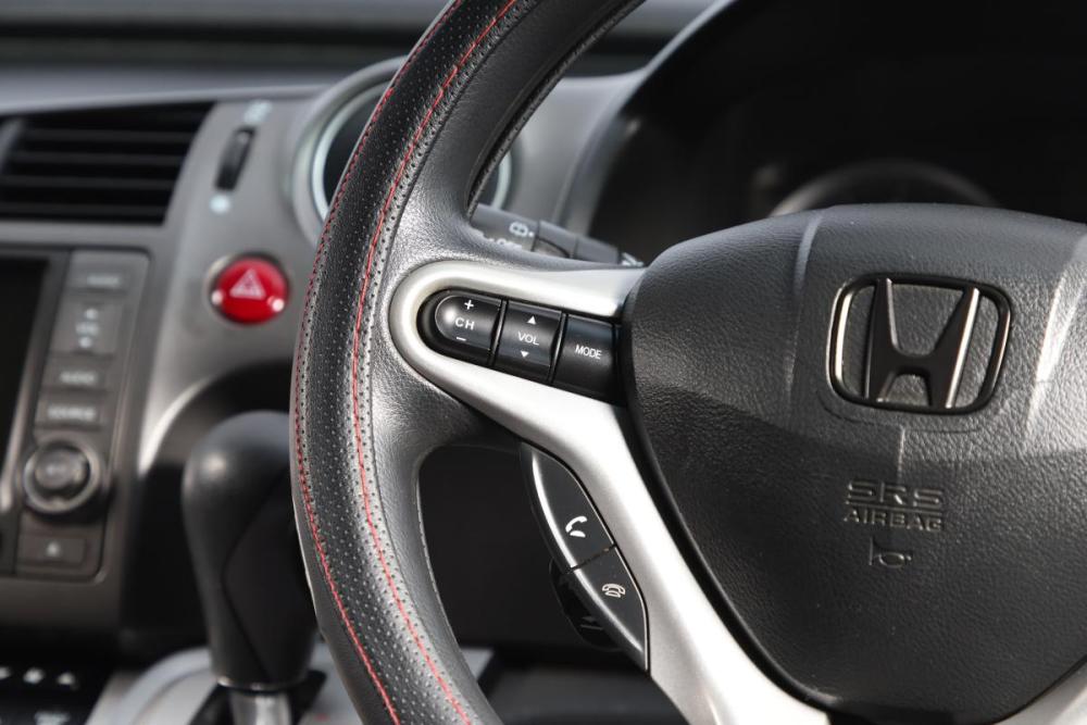 Honda Stream II Рестайлинг Новосибирск  - изображение 13