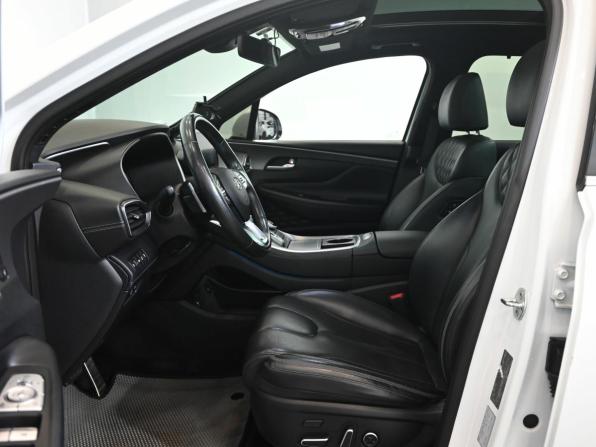 Hyundai Santa Fe IV Рестайлинг с пробегом 2021 года, цена 3 450 000 рублей, 124049 км, внедорожник, Автокод Объявления