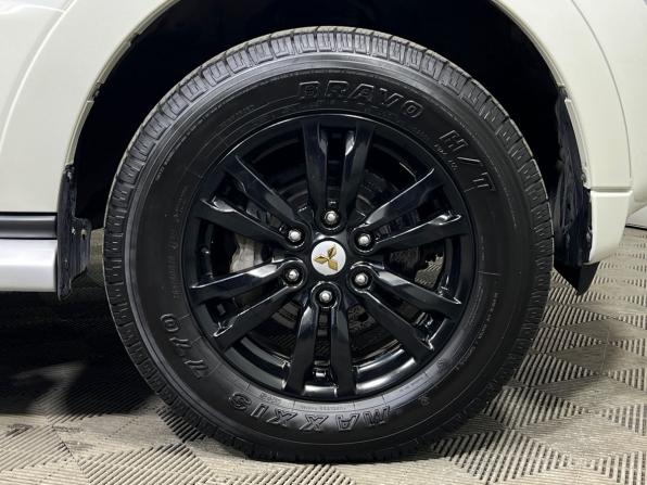 Mitsubishi Pajero IV Рестайлинг 2 с пробегом 2019 года, цена 3 447 000 рублей, 36280 км, внедорожник, Автокод Объявления