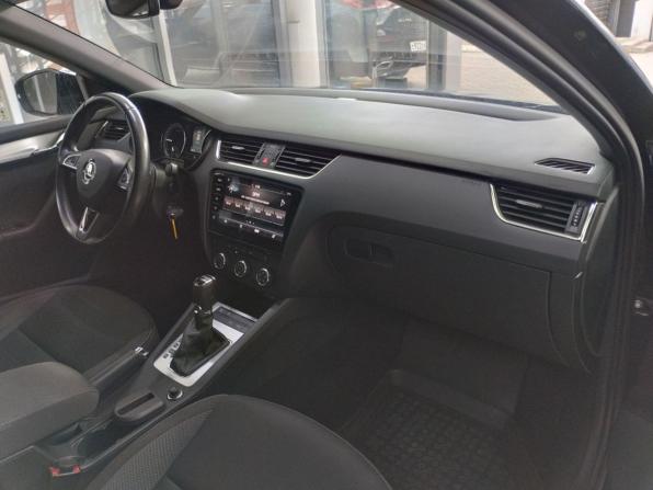 Skoda Octavia III (A7) Рестайлинг с пробегом 2019 года, цена 2 600 000 рублей, 189258 км, универсал, Автокод Объявления