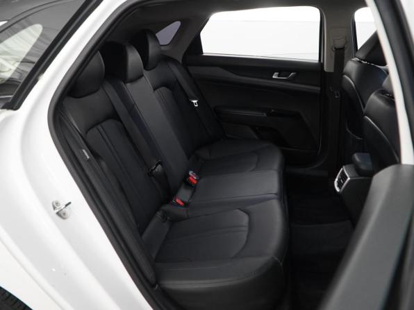 Kia K5 III с пробегом 2020 года, цена 2 299 055 рублей, 64149 км, седан, Автокод Объявления