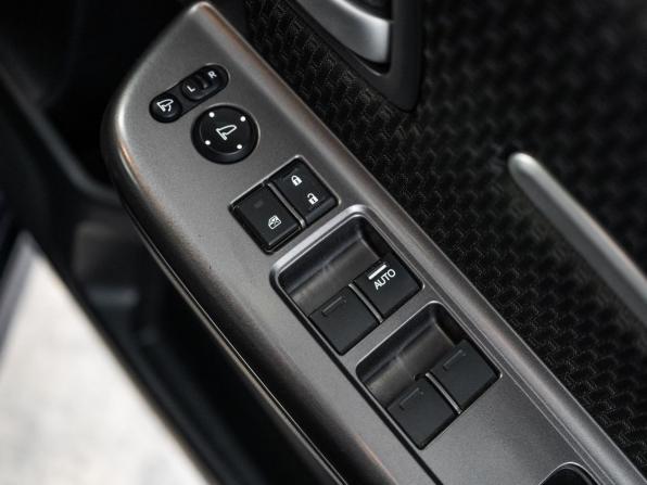Honda Stepwgn V Рестайлинг с пробегом 2018 года, цена 2 320 000 рублей, 89436 км, минивэн, Автокод Объявления