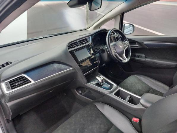 Honda Shuttle II с пробегом 2018 года, цена 1 346 000 рублей, 117000 км, универсал, Автокод Объявления