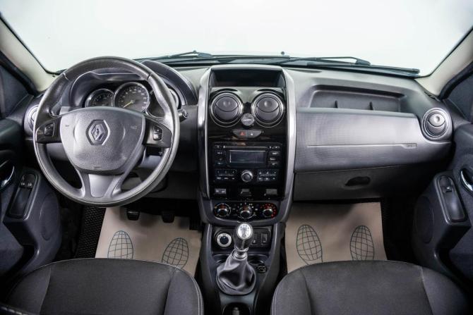 Renault Duster I Рестайлинг с пробегом 2015 года, цена 1 239 000 рублей, 176000 км, внедорожник, Автокод Объявления