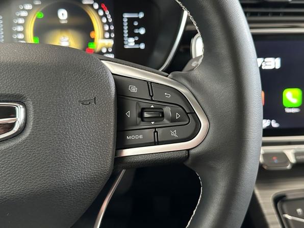 Geely Atlas Pro с пробегом 2024 года, цена 2 385 000 рублей, 15068 км, внедорожник, Автокод Объявления