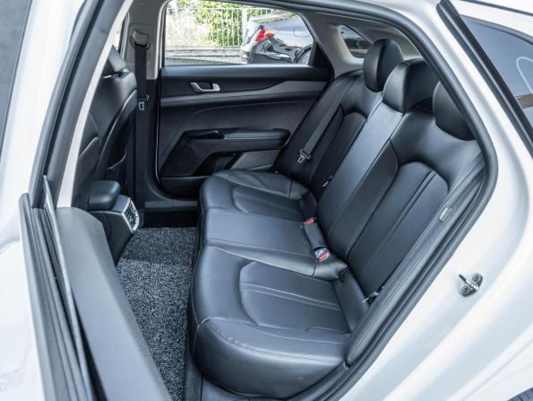 Kia K5 III с пробегом 2020 года, цена 2 605 000 рублей, 110382 км, седан, Автокод Объявления