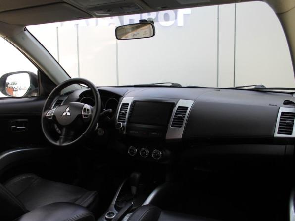 Mitsubishi Outlander II Рестайлинг с пробегом 2011 года, цена 1 299 000 рублей, 215000 км, внедорожник, Автокод Объявления