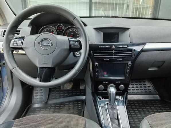 Opel Astra H Рестайлинг с пробегом 2008 года, цена 420 000 рублей, 270012 км, хэтчбек, Автокод Объявления