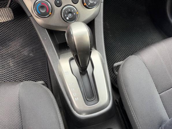 Chevrolet Aveo II с пробегом 2012 года, цена 555 000 рублей, 175000 км, хэтчбек, Автокод Объявления