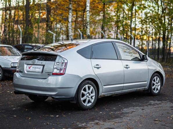 Toyota Prius II Рестайлинг (XW20) с пробегом 2008 года, цена 555 000 рублей, 244773 км, лифтбек, Автокод Объявления