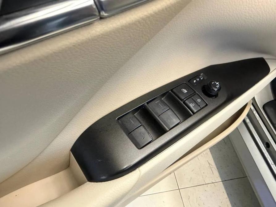 Toyota Camry VIII (XV70) Рестайлинг Челябинск  - изображение 16