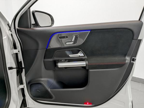 Mercedes-Benz GLA AMG II (H247) с пробегом 2022 года, цена 5 050 000 рублей, 23730 км, внедорожник, Автокод Объявления