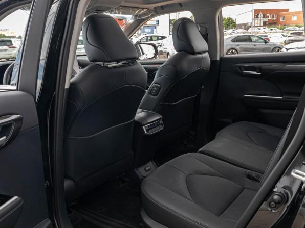 Toyota Highlander IV (XU70) с пробегом 2025 года, цена 5 250 000 рублей, 32 км, внедорожник, Автокод Объявления