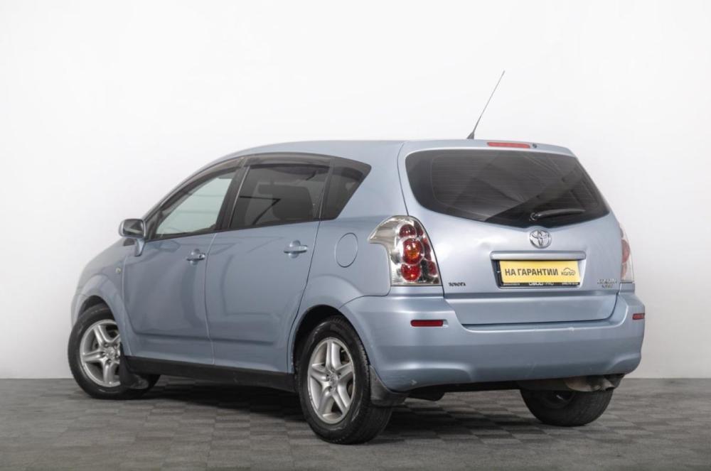 Toyota Corolla Verso I Рестайлинг Томск  - изображение 6