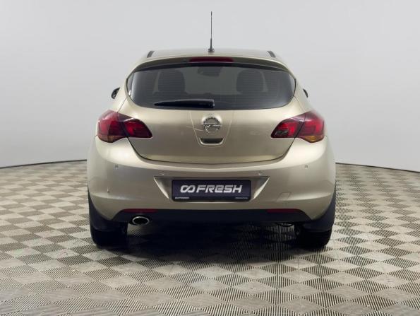 Opel Astra J с пробегом 2011 года, цена 649 900 рублей, 210633 км, хэтчбек, Автокод Объявления
